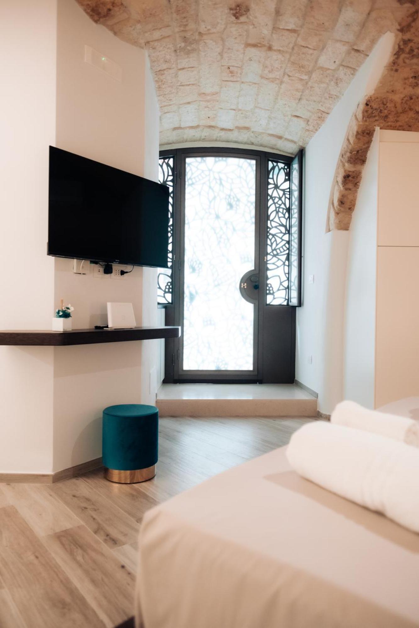 Timeless Apulian Luxury Suite 바리 외부 사진
