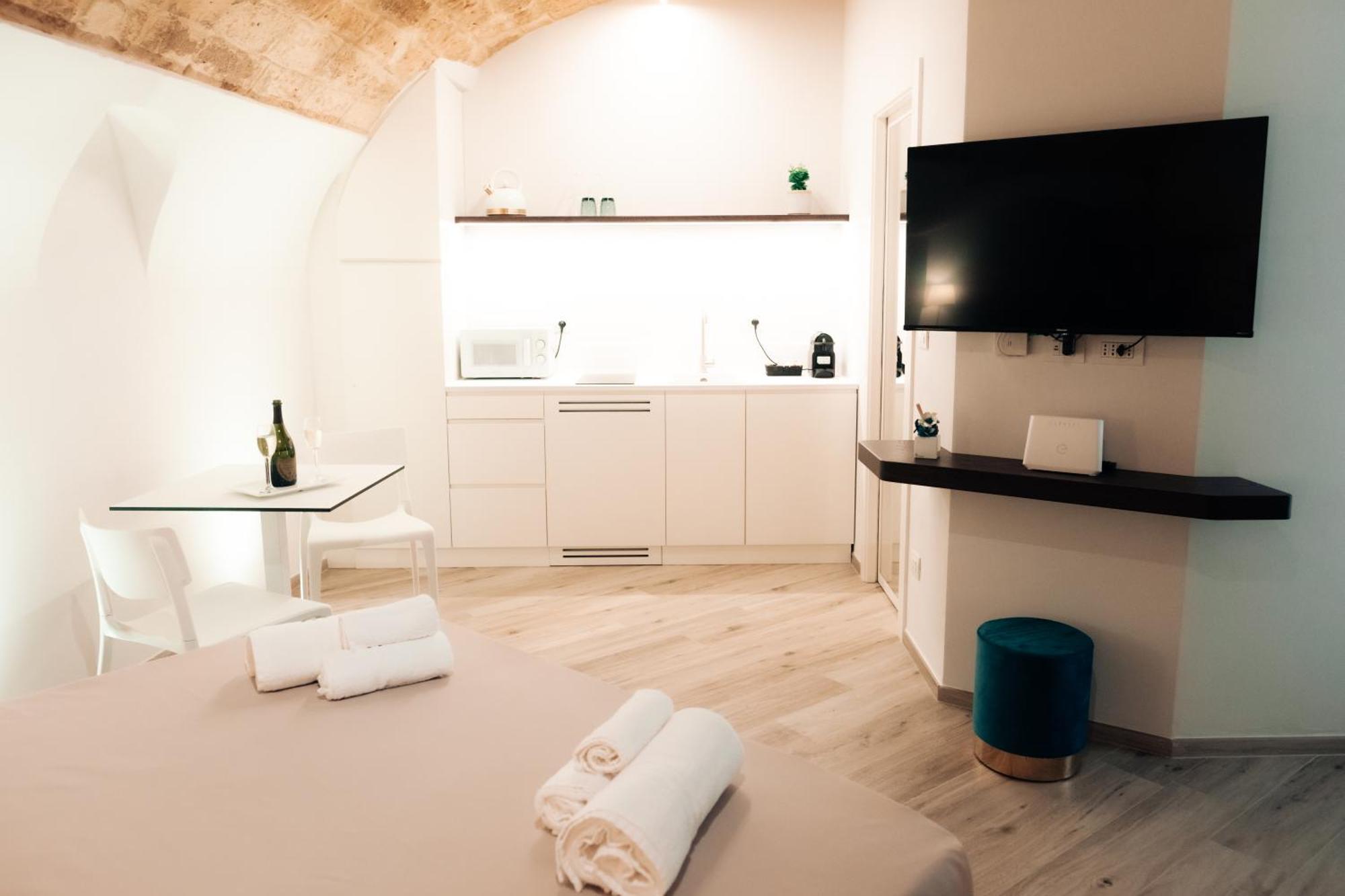Timeless Apulian Luxury Suite 바리 외부 사진