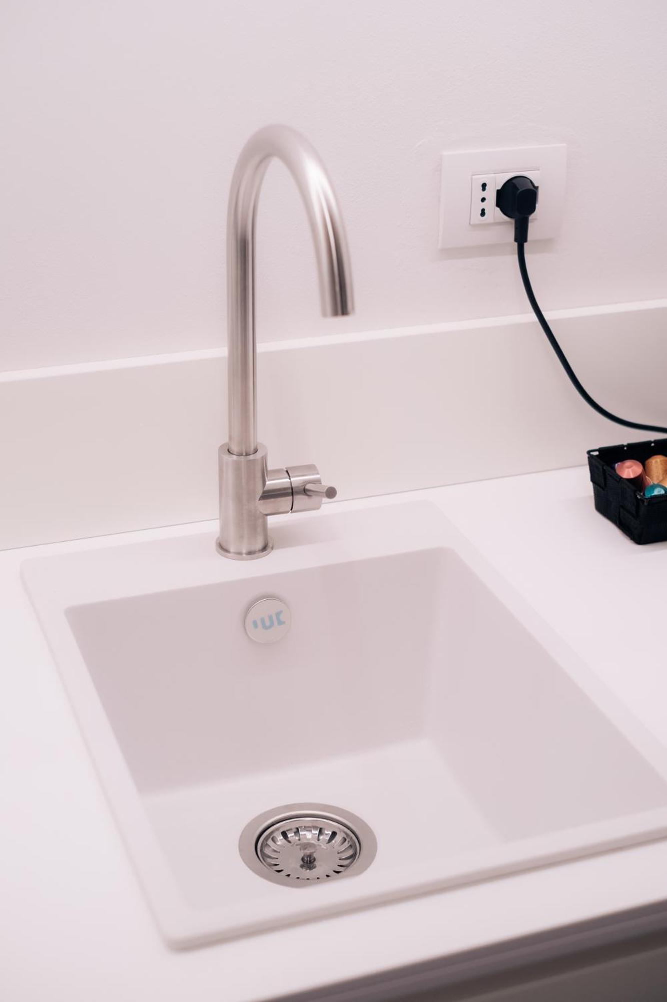 Timeless Apulian Luxury Suite 바리 외부 사진